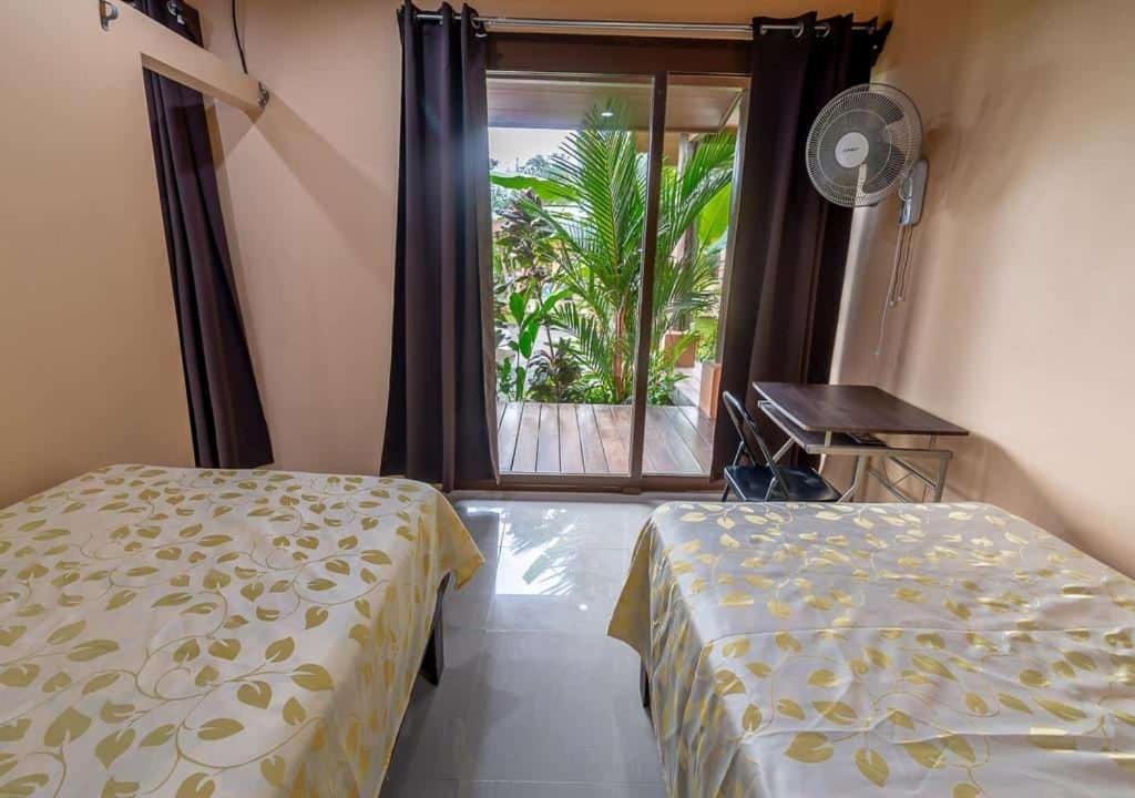 Aunty Arenal Lodge Ла Фортуна Экстерьер фото