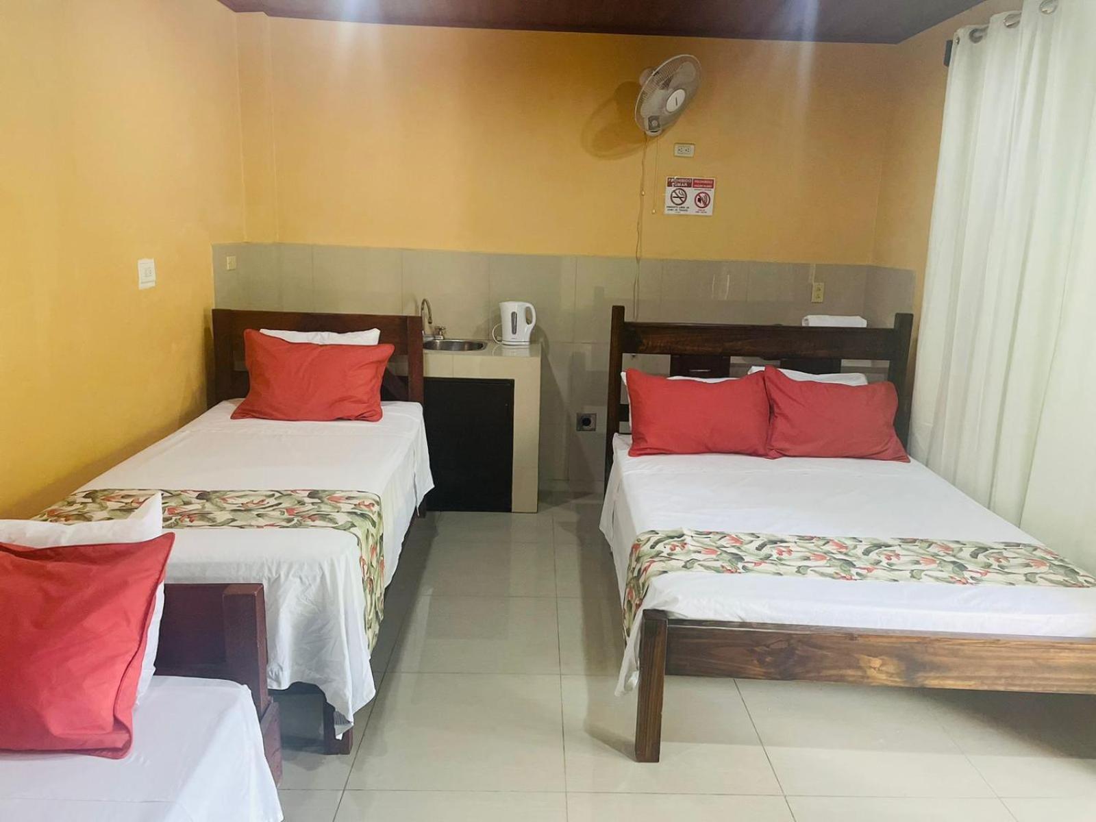 Aunty Arenal Lodge Ла Фортуна Экстерьер фото