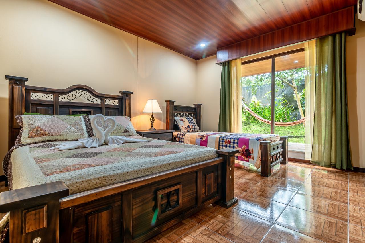 Aunty Arenal Lodge Ла Фортуна Экстерьер фото