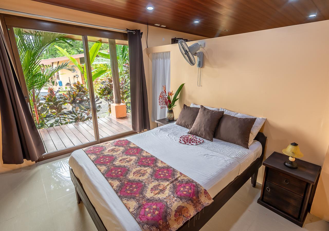 Aunty Arenal Lodge Ла Фортуна Экстерьер фото